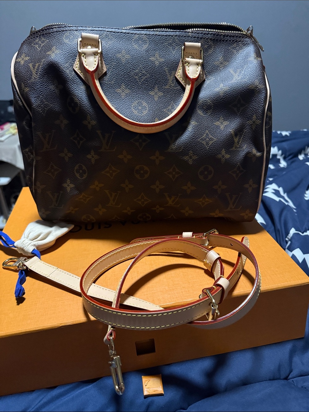 Louis Vuitton Monogram Speedy 25 Satchel with Natural Leather Trim
